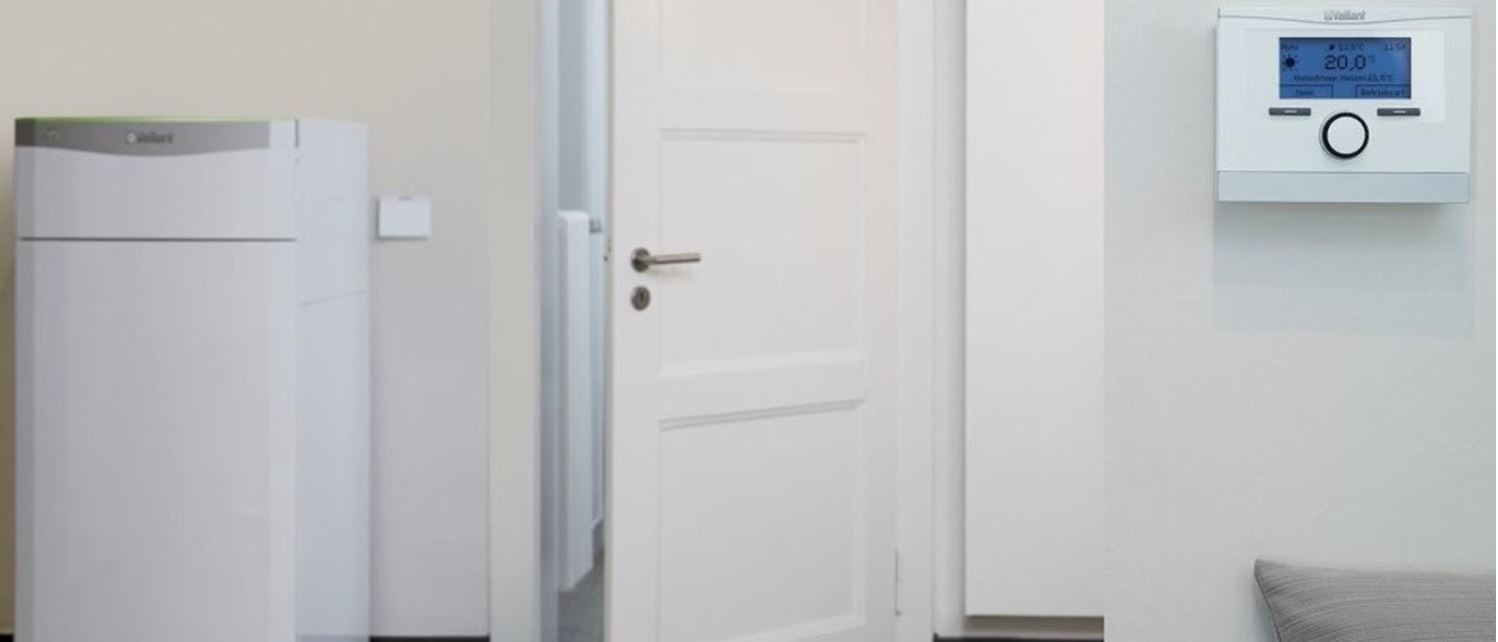 pompa ciepła zamontowana w pomieszczeniu