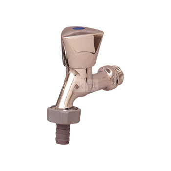 ZAWÓR CZERPALNY Z POKRĘTŁEM I ZŁĄCZKĄ DO WĘŻA DN15 CHROM